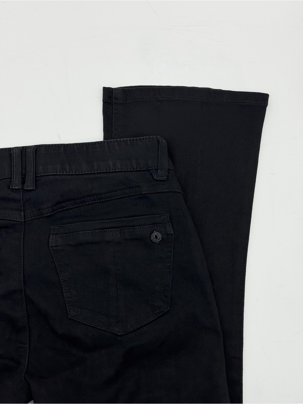 Democracy Ab"solution Kathryn Black Itty Bitty Bootcut Jeans Mid Rise 2P Petite - Picture 5 of 14